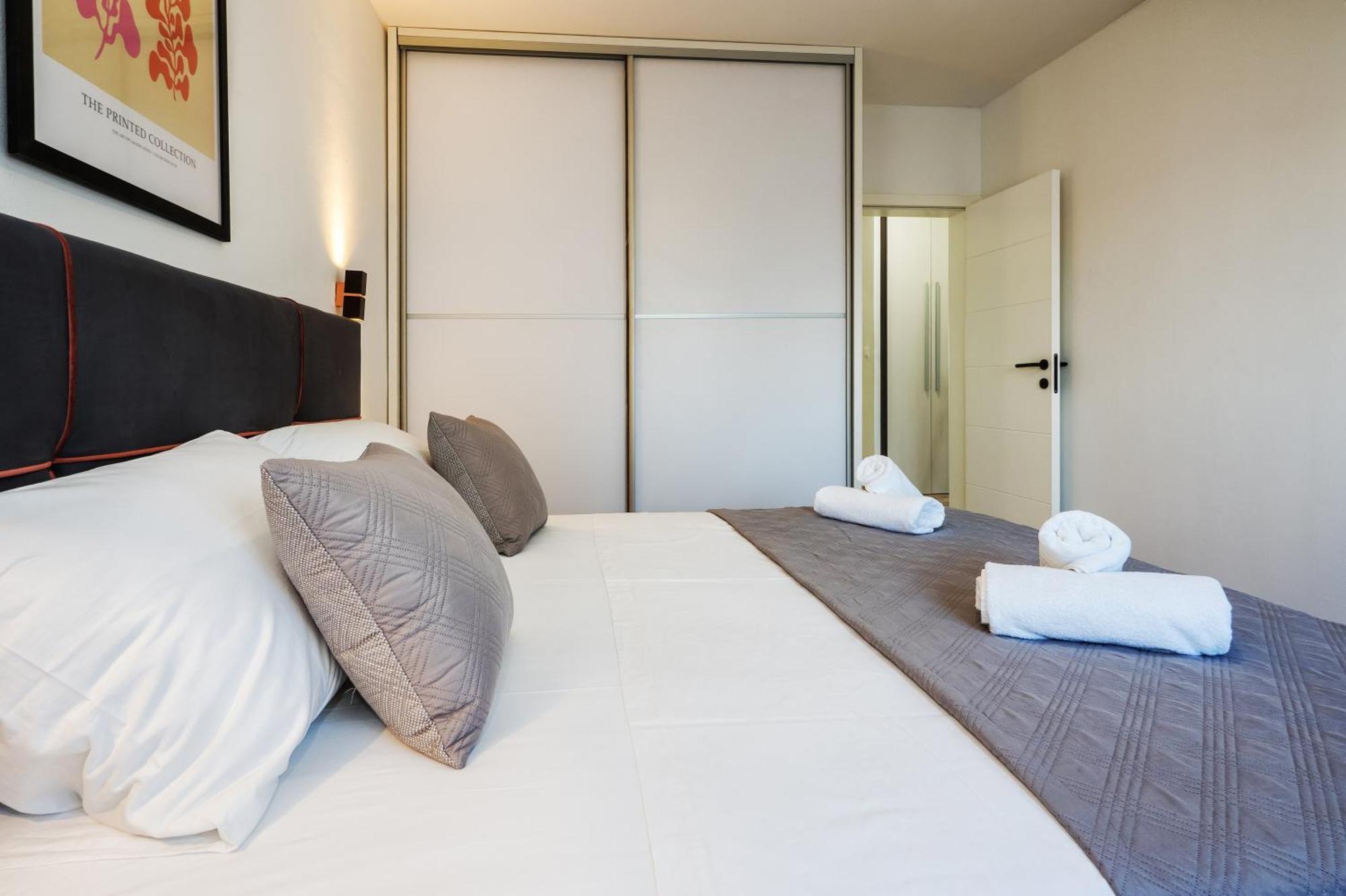 3-Bedroom Sea View Apartment - Balcony, Elevator - Spinut, Split Eksteriør billede